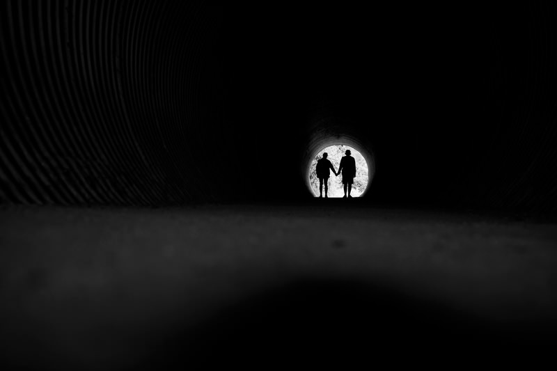 tunnel couple