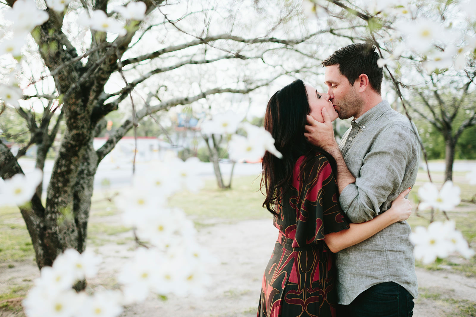 southern flowering trees engagement photos