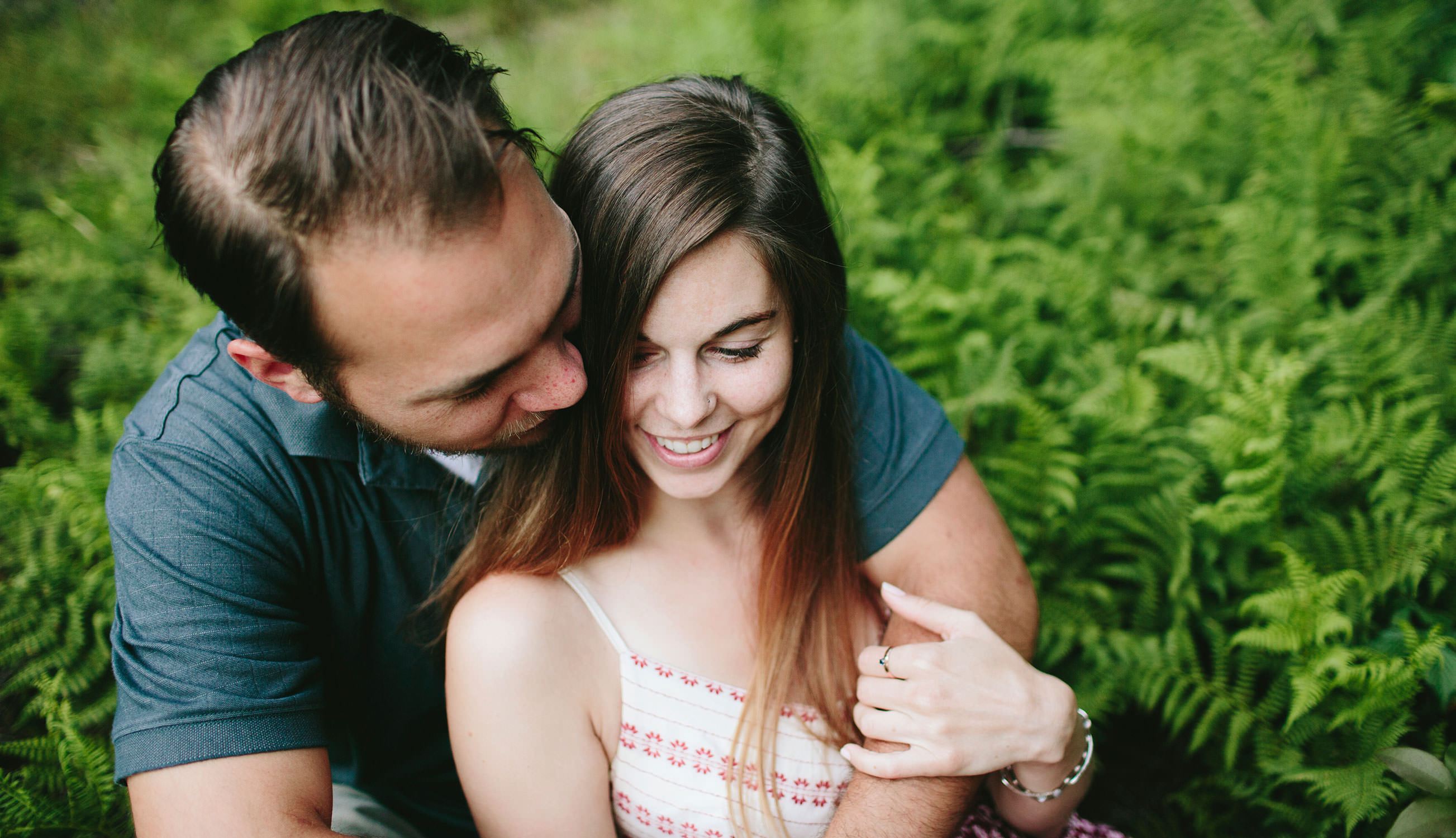 engagement-photos-in-ferns-nc