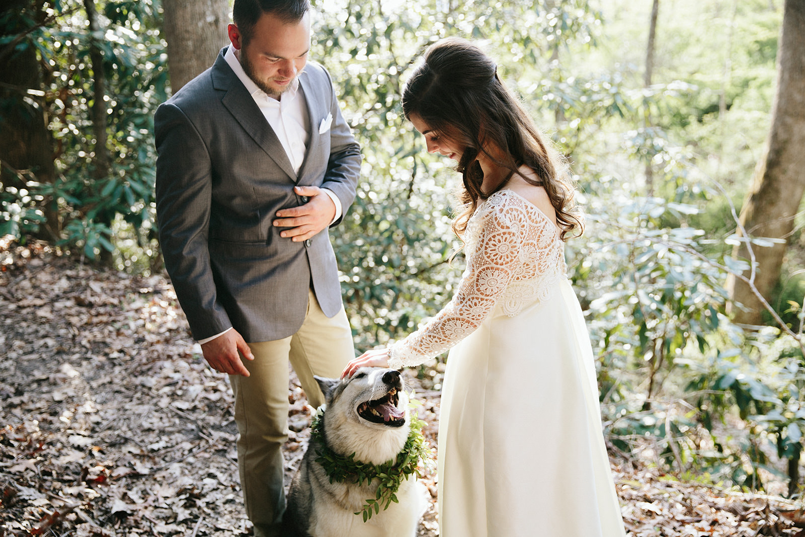 including your dog in your wedding
