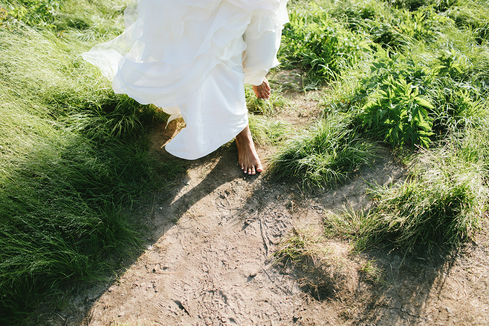 barefoot bride