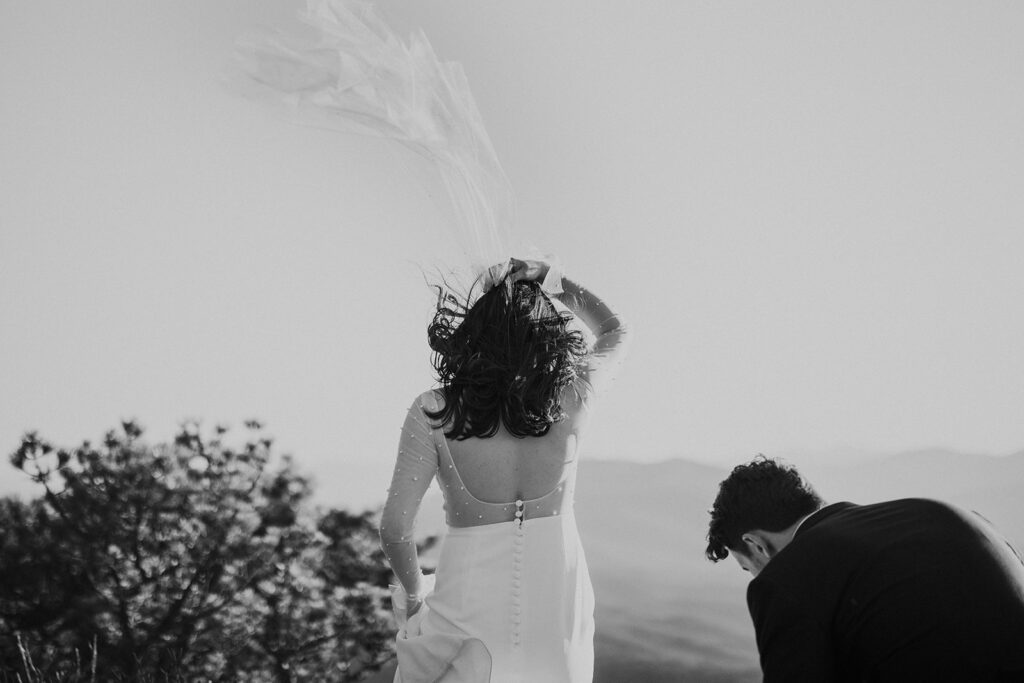 windy elopement